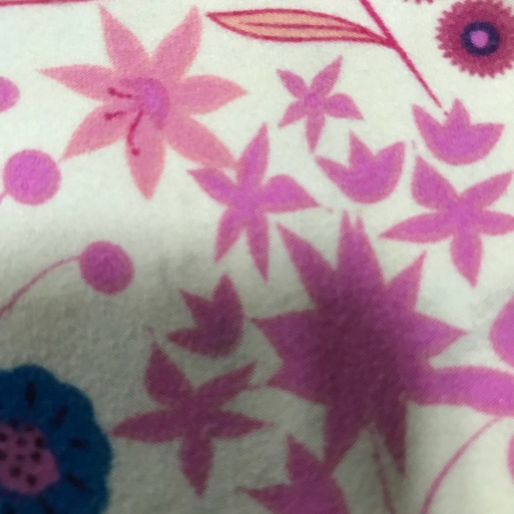 SOLD LuLaRoe Floral Print Leggings, One Size - Picture 7 of 7